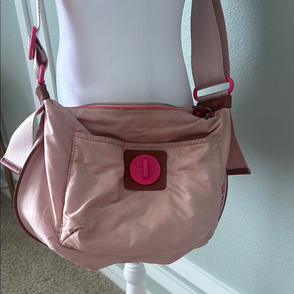 Stylish Pink Juicy Couture Crossbody Bag